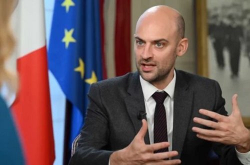 Fransa XİN başçısı İrəvanda rəsmi səfərdədir