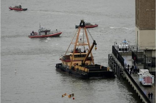 Kanalizasiya suları daşıyan qayıqda partlayış: 1 ölü