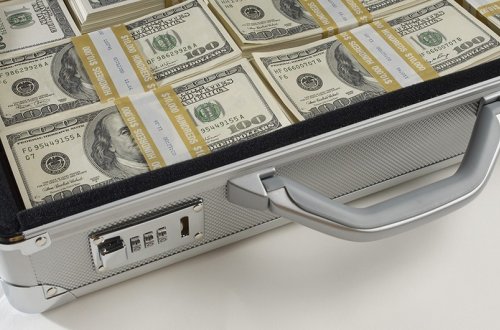 Ermənistanda İstintaq Komitəsindən 590 min dolların oğurluğunun təfərrüatı məlum olub