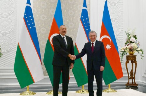 Şavkat Mirziyoyev İlham Əliyevi təbrik edib