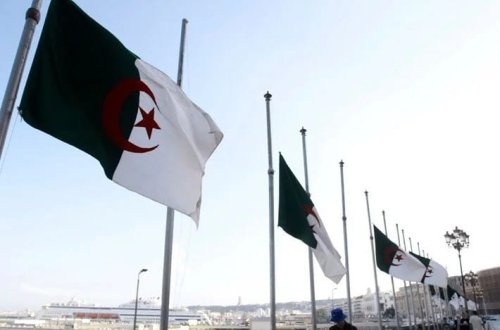 Korrupsiya iddialarına görə 3 nəfərə həbs cəzası verilib