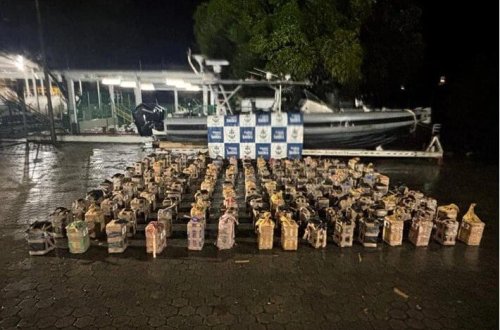 6 ton narkotik müsadirə edildi: Sualtı qayıqdan istifadə etdilər