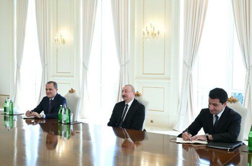 İlham Əliyev Donald Trampın Müstəqillik Günü münasibətilə məktubunu yüksək qiymətləndirib