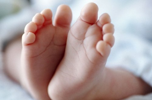 Kürdəmirdə 32 yaşlı qadının körpəsi ölü doğulub