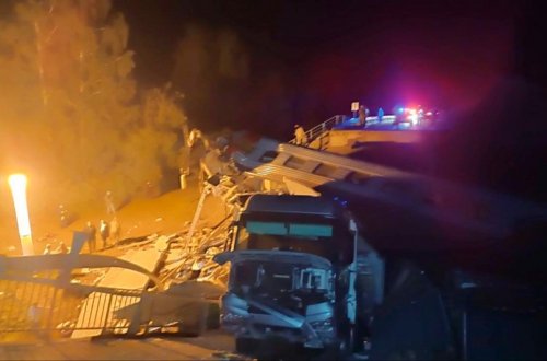 Rusiyanın Bryansk vilayətinin qubernatoru: Qatarın hərəkəti zamanı körpü partladılıb