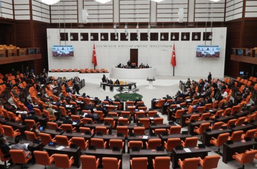 Bu gün Türkiyə parlamentində sədr seçkiləri keçiriləcək