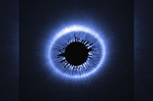 Günəşə bənzər gənc ulduzun ətrafında ilk dəfə su aşkar edilib