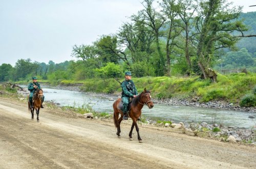 Ötən ay sərhəddə axtarışda оlan 328 nəfər saxlanılıb
