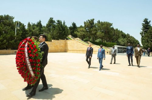 Seneqal nümayəndələri 