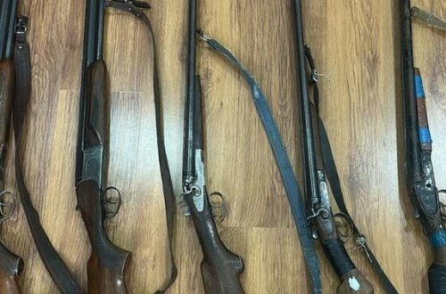 Şirvanda qanunsuz saxlanılan silahlar polisə təhvil verilib