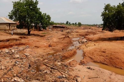 Nigeriyada daşqınlar nəticəsində ölənlərin sayı 160-a çatıb