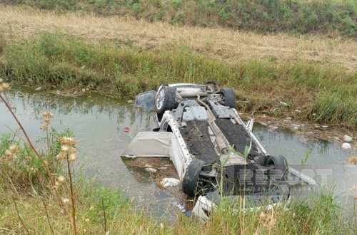 Cəlilabadda avtomobil kanala aşıb, 5 nəfər xəsarət alıb