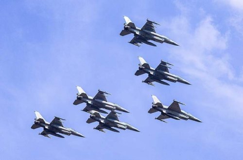 Polşa Rusiyanın fəallığına görə təyyarələrini havaya qaldırıb