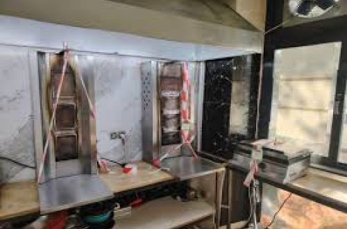 Naxçıvanda dönərdən zəhərlənən 17 nəfərdən 9-u azyaşlıdır