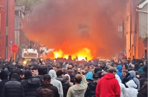 Şimali İrlandiyada seksual təcavüz etirazı: Evlər yandı