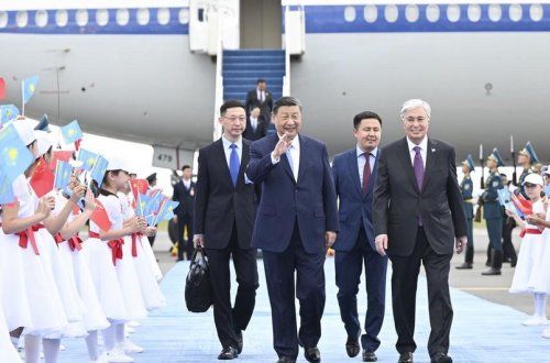 Si Cinpin Qazaxıstana səfər edəcək