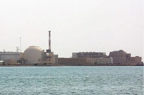 İranın Atom Elektrik Stansiyasının yerləşdiyi şəhərdə metanol anbarı yanıb: Ən azı 3 nəfər ölüb