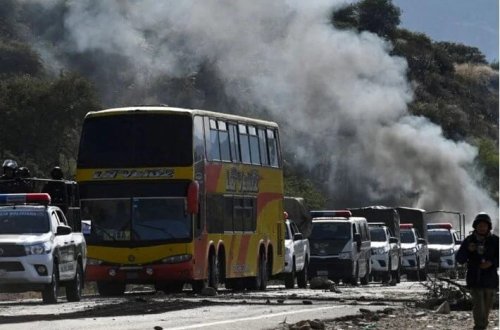 Morales tərəfdarları ilə polis arasında toqquşma: 1 ölü