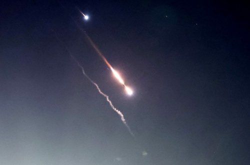 KİV: İranın iki raketi İordaniya və Suriyaya düşüb