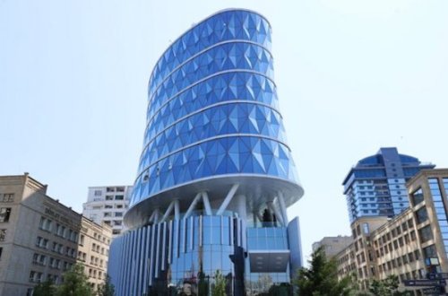 Komitənin 18,6 minə ofis icarəyə götürdüyü Günel Abdullayeva kimdir?