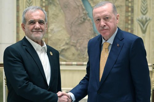 Ərdoğan Pezeşkian ilə danışdı