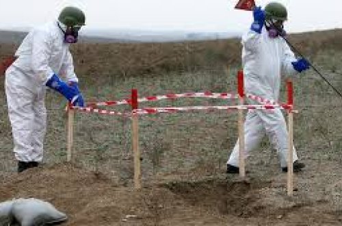 Ermənistan ordusunun generalı Azərbaycan ərazilərində mina basdırılması ilə bağlı sualları cavablandırıb