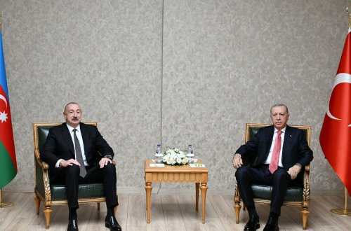 Kahramanmaraşda Azərbaycan Prezidenti İlham Əliyevin Türkiyə Prezidenti Rəcəb Tayyib Ərdoğanla görüşü olub