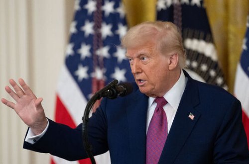 Tramp: Mən atəşkəsi dəstəkləyə bilərəm