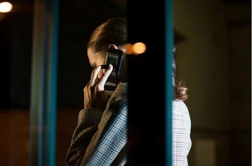 İrana zəng edənlərin eşitdiyi müəmmalı səs yazısı: Həyat sürprizlərlə doludur