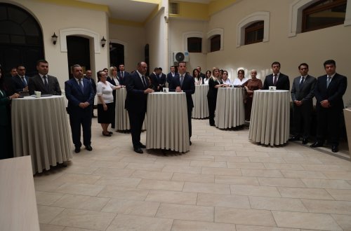 Baş Prokurorluqda dövlət qulluqçularının peşə bayramı qeyd olunub