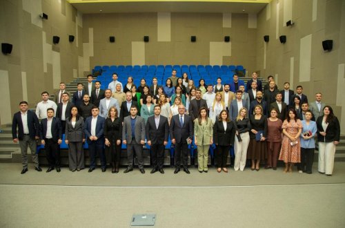 “ASAN xidmət”in “ZİRVƏ” idarəçilik marafonu ilk mövsümünə yekun vurub