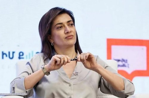 Paşinyanın həyat yoldaşı Antalyada milyonlar xərclədi