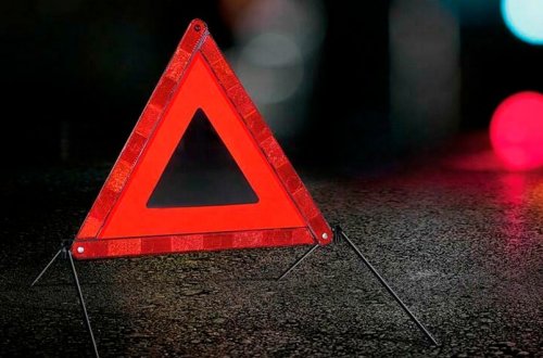 Qusarda Azərbaycan və Pakistan vətəndaşlarını daşıyan mikroavtobus aşıb, 8 nəfər xəsarət alıb