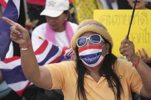 Tailandda hakimiyyətə qarşı etirazlar başlayıb
