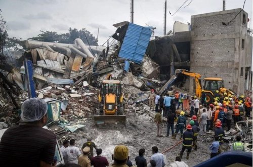 Fabrikdə reaktor partladı, 36 işçi öldü