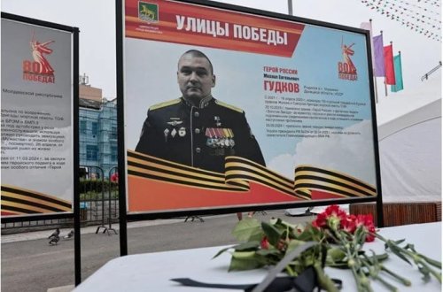 Rus komandiri cəbhədə öldürüldü