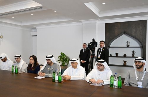 İlham Əliyev Xankəndidə BƏƏ-nin sənaye və qabaqcıl texnologiyalar nazirini qəbul edib