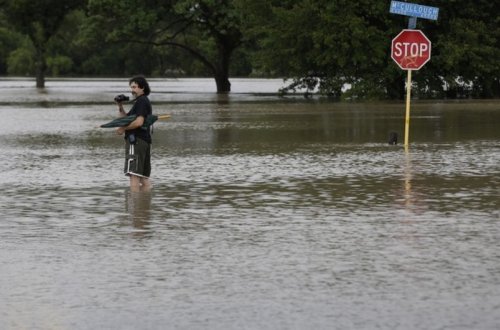 ABŞ-də daşqınlar nəticəsində ölənlərin sayı 24-ə çatıb - YENİLƏNİB