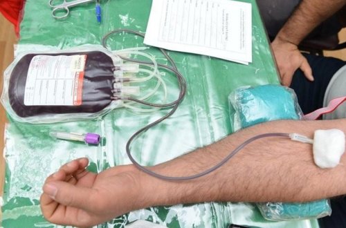 Azərbaycan İlahiyyat İnstitutunda Aşura günü ilə əlaqədar qanvermə aksiyası keçirilir