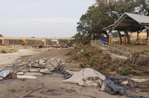 Texasda daşqınlar nəticəsində ölənlərin sayı 111 nəfərə çatdı