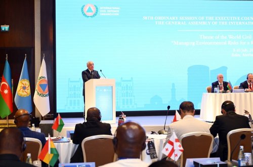 İlham Əliyev BMMT Baş Assambleyasının növbədənkənar sessiyasının iştirakçılarına müraciət ünvanlayıb