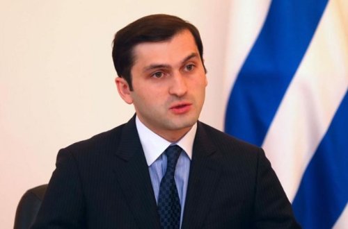 Acarıstan hökumətinin keçmiş başçısı müalicə üçün Türkiyəyə aparılıb