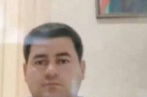 Gədəbəyin icra hakimiyyətinin vəzifəli şəxsi qazini döyüb?- “Lexus”a minib, qaçdı…..-VİDEO