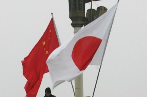 Yaponiya Çin təyyarələrinin Yaponiya təyyarəsinə çox yaxın uçmasından narahatdır
