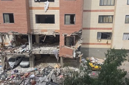 İranın Qum şəhərində yaşayış binasında partlayış olub, yaralananlar var