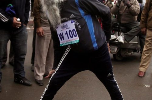 Yüzillik marafon əfsanəsi dünyasını dəyişdi