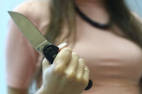 Sabirabadda 37 yaşlı kişi bıçaqlanıb, həyat yoldaşı şübhəli bilinir