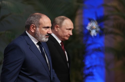 Paşinyan: Putinlə “çörək kəsmişik”, lakin bəzi Rusiya TV-ləri bütün sərhədləri keçib