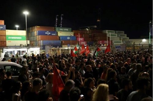 Yunanıstan İsrailə polad daşıyan gəminin qarşısını kəsir