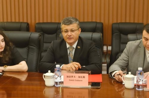 Odlar Yurdu Universitetinin nümayəndə heyəti Çin Xalq Respublikasında rəsmi səfərdə olmuşlar